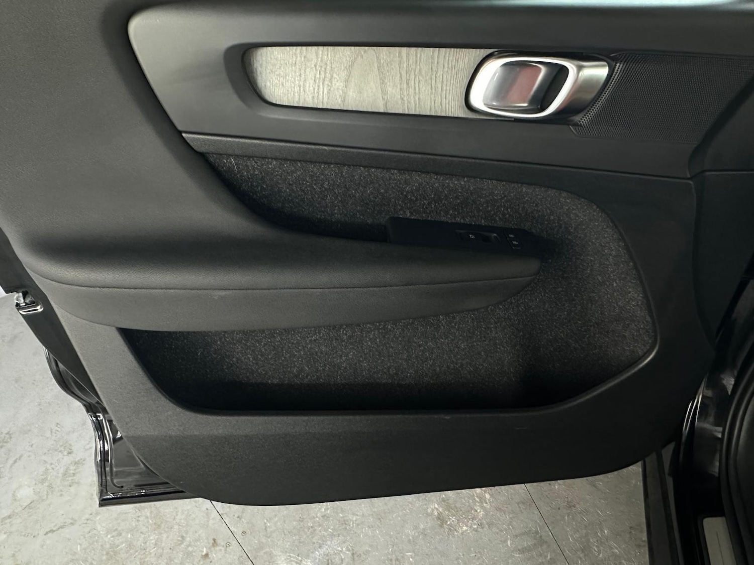 Used Volvo XC40 2020 for sale - 76965537: Photo 30