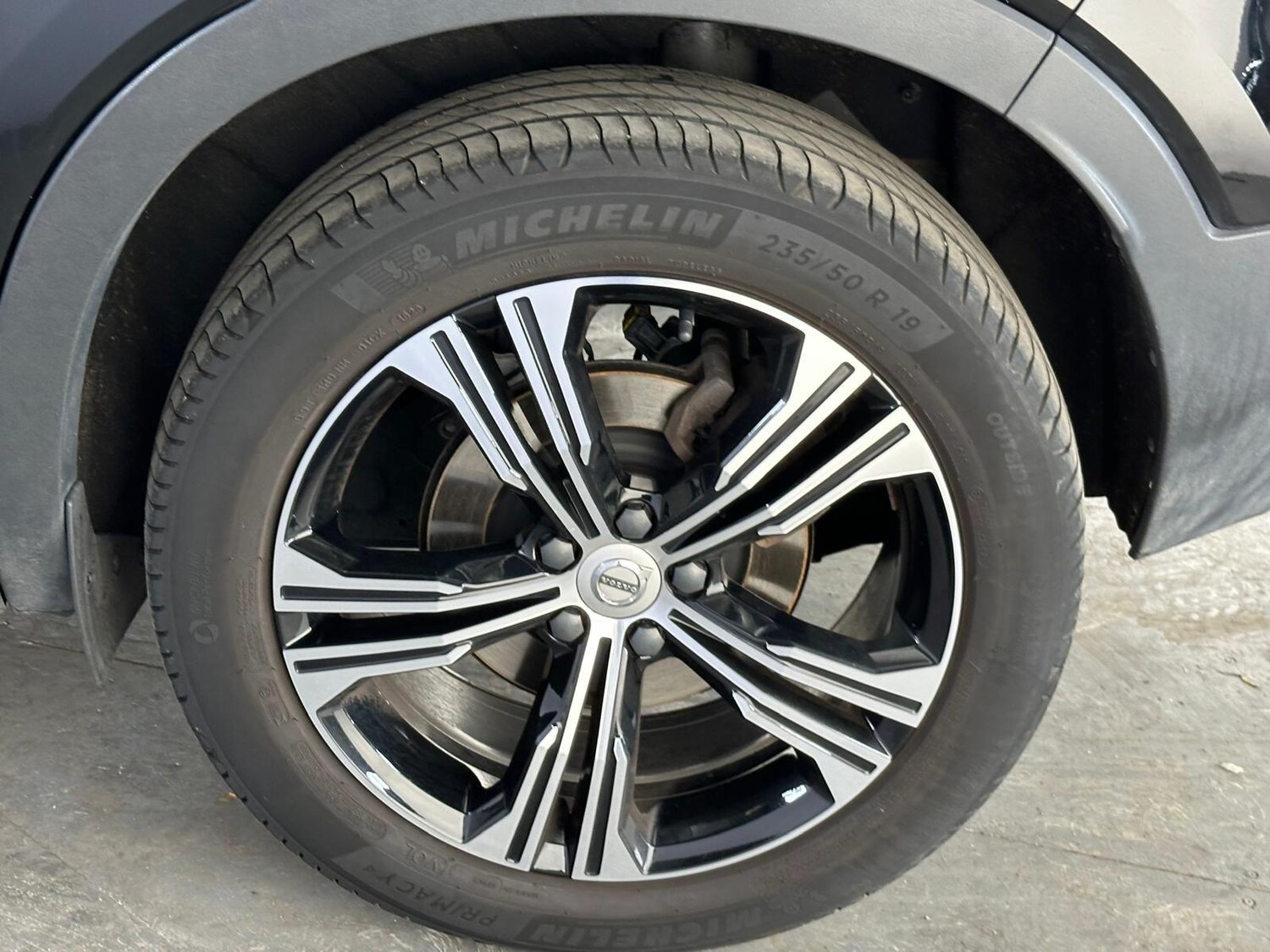 Used Volvo XC40 2020 for sale - 76965537: Photo 35