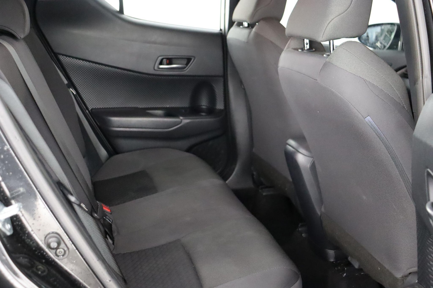 Used Toyota C-HR for sale - 77753765: Photo 12