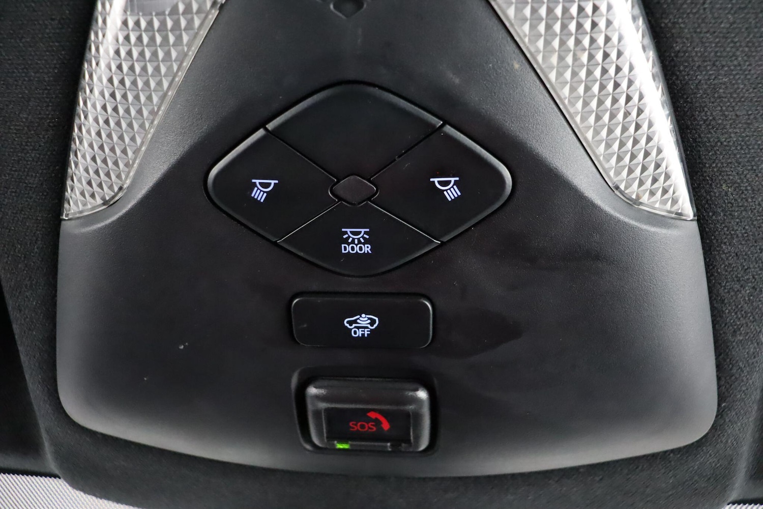 Used Toyota C-HR for sale - 77753765: Photo 26