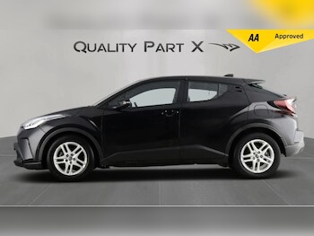 Used Toyota C-HR 2022 for sale - 77753765: Photo