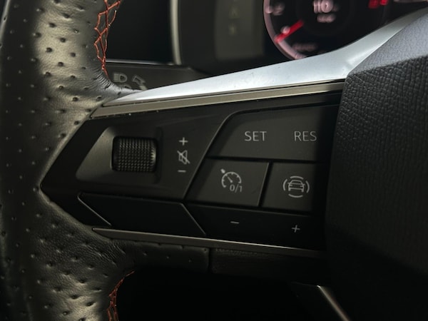 Used SEAT Leon 2021 for sale - 75333927: Photo 23