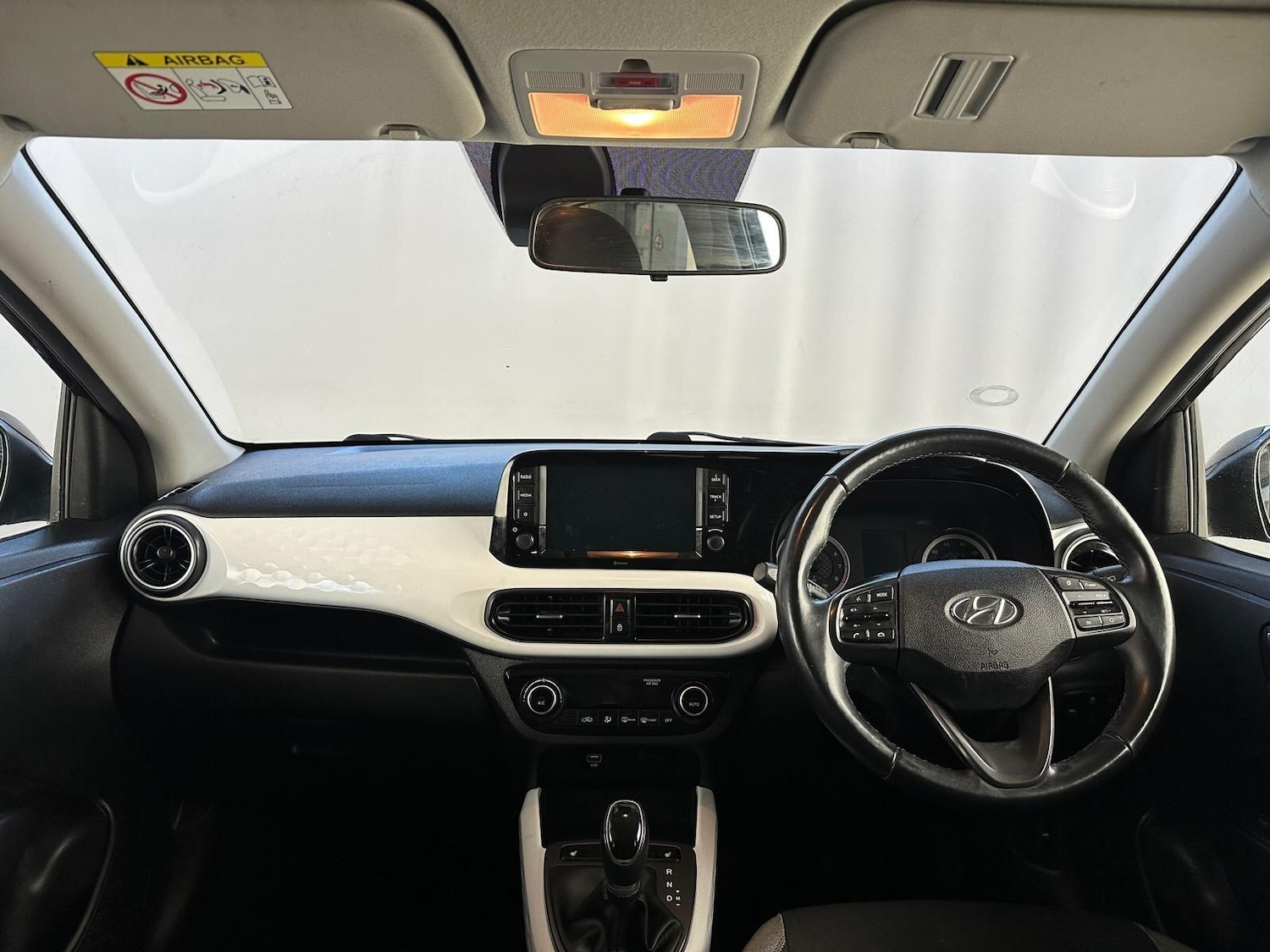 Used Hyundai i10 2022 for sale - 76109671: Photo 10