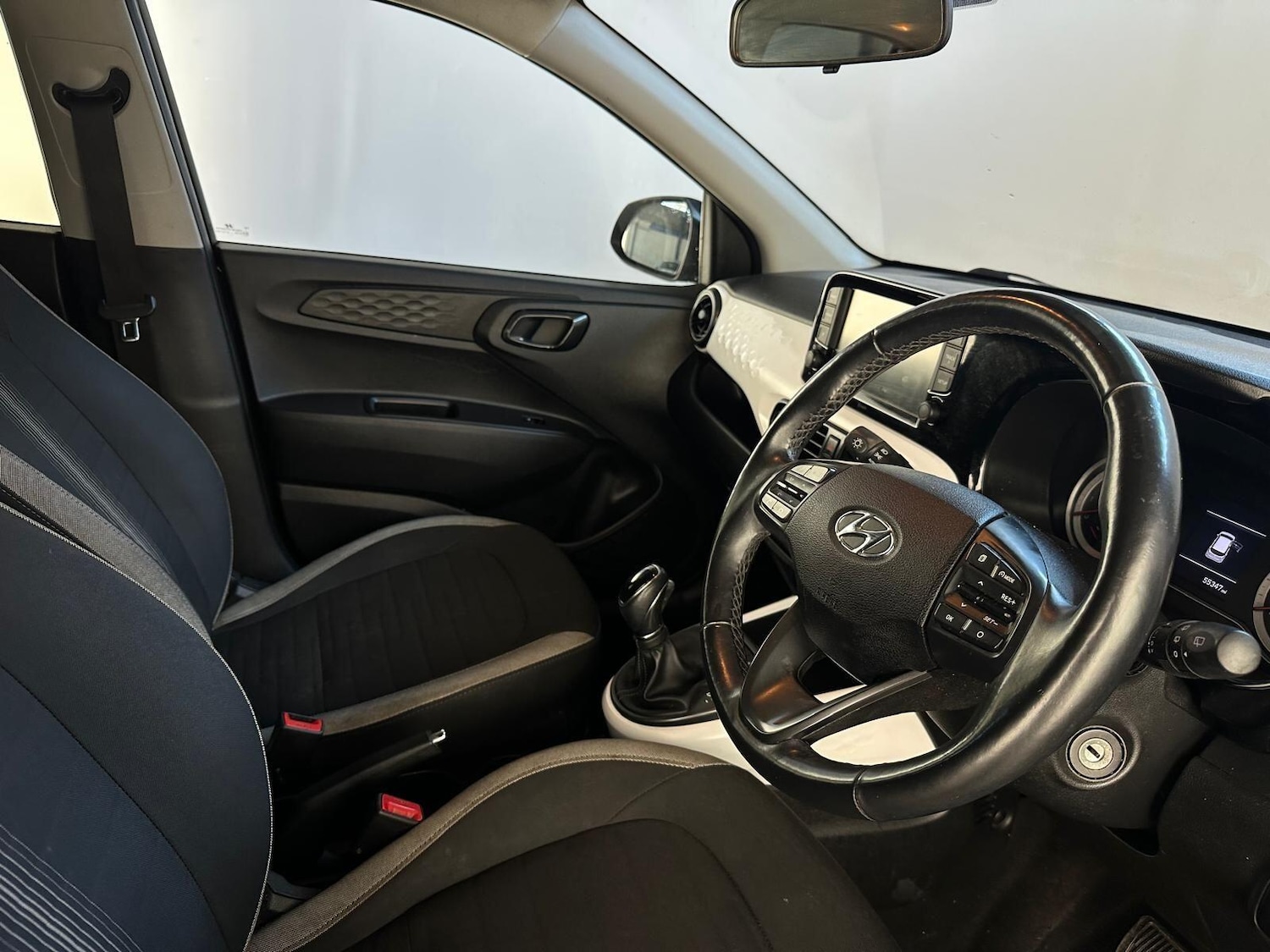 Used Hyundai i10 2022 for sale - 76109671: Photo 13