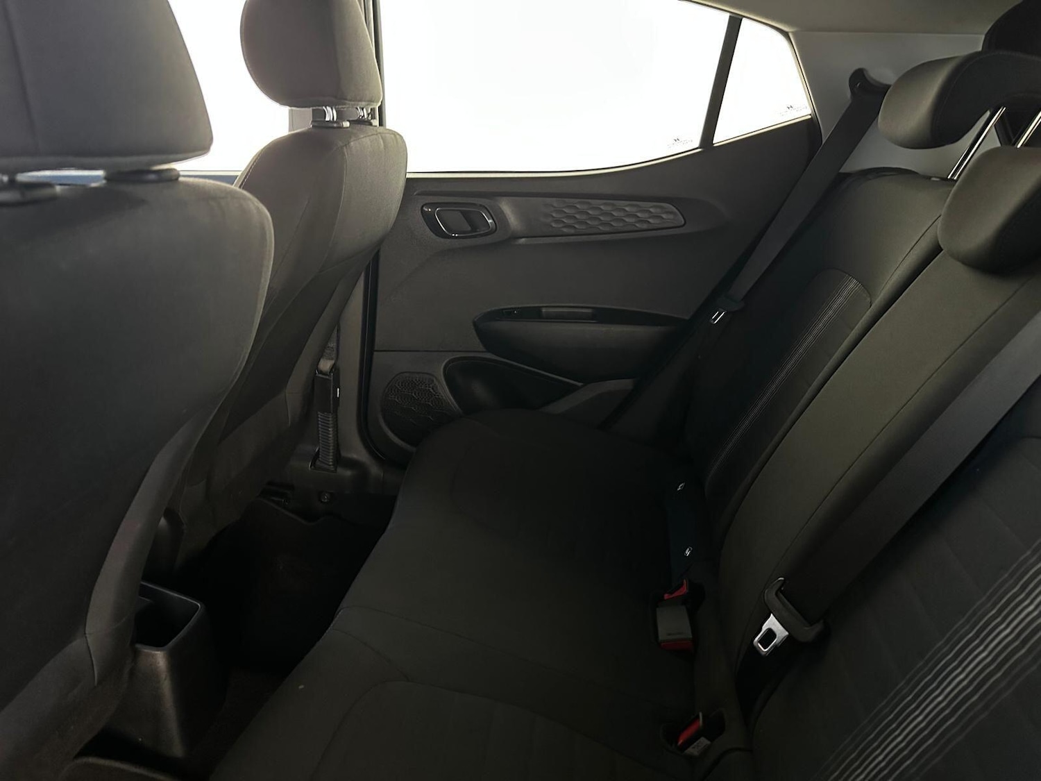 Used Hyundai i10 2022 for sale - 76109671: Photo 15