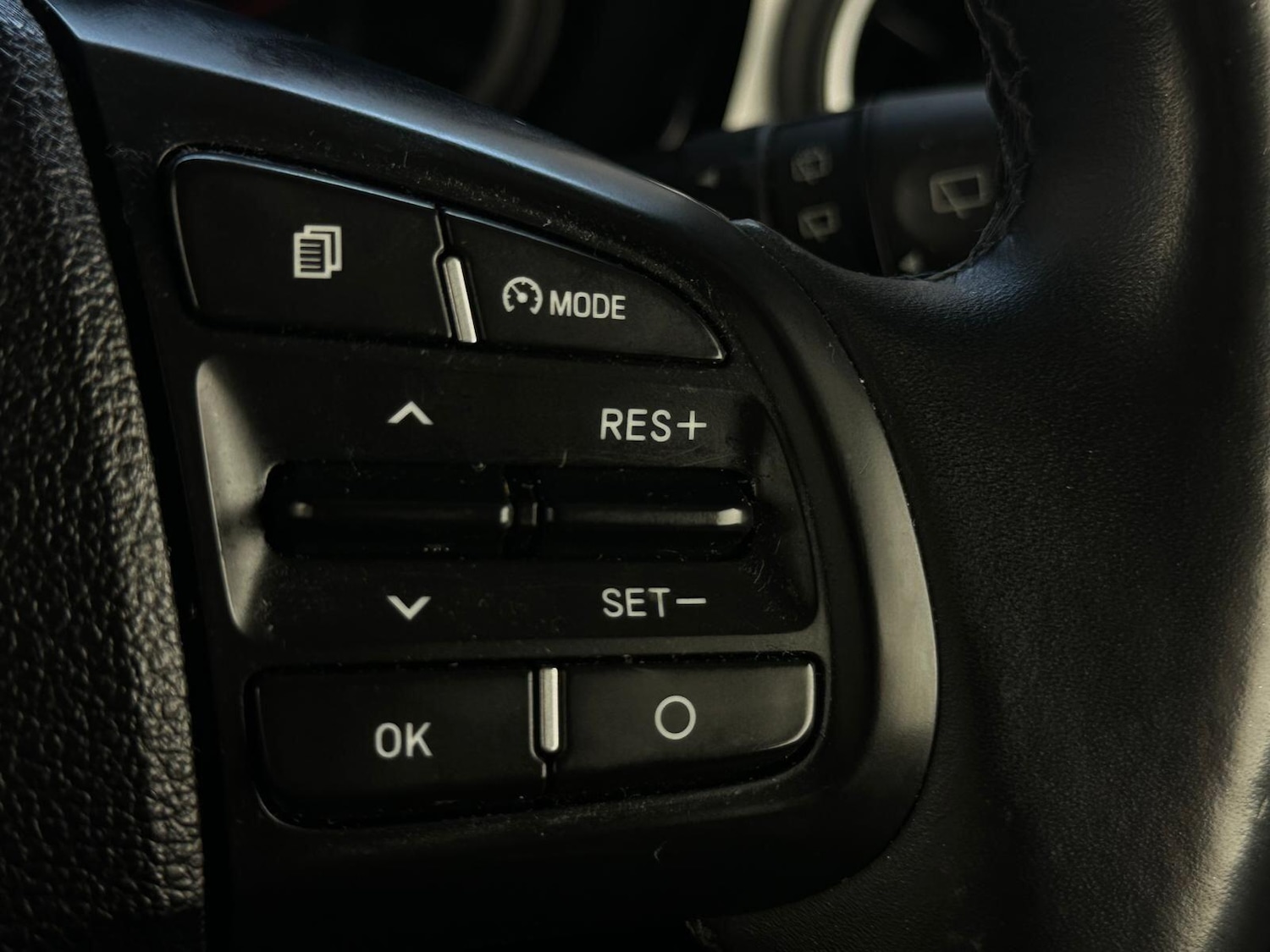 Used Hyundai i10 2022 for sale - 76109671: Photo 22