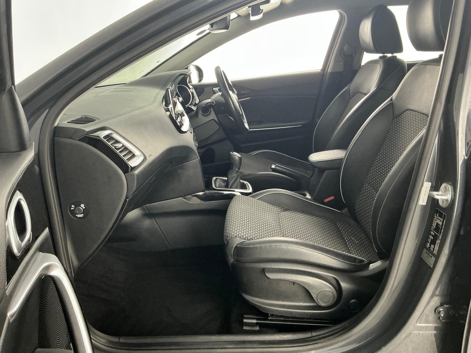 Used Kia Ceed 2022 for sale - 76801947: Photo 13