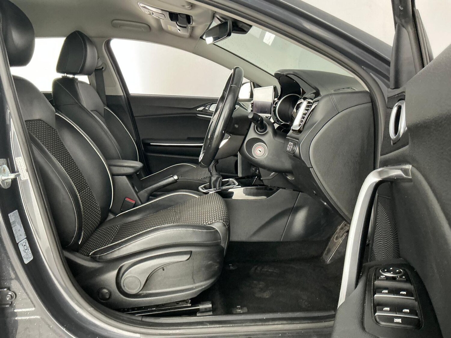 Used Kia Ceed 2022 for sale - 76801947: Photo 14