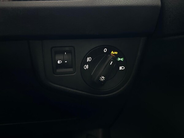 Used Volkswagen Taigo 2023 for sale - 74909164: Photo 21