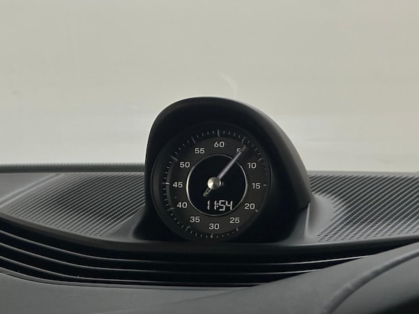 Used Porsche Taycan 2021 for sale - 76269896: Photo 28