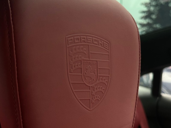 Used Porsche Taycan 2021 for sale - 76269896: Photo 29