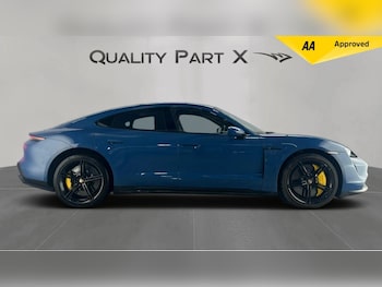 Used Porsche Taycan 2021 for sale - 76269896: Photo 2