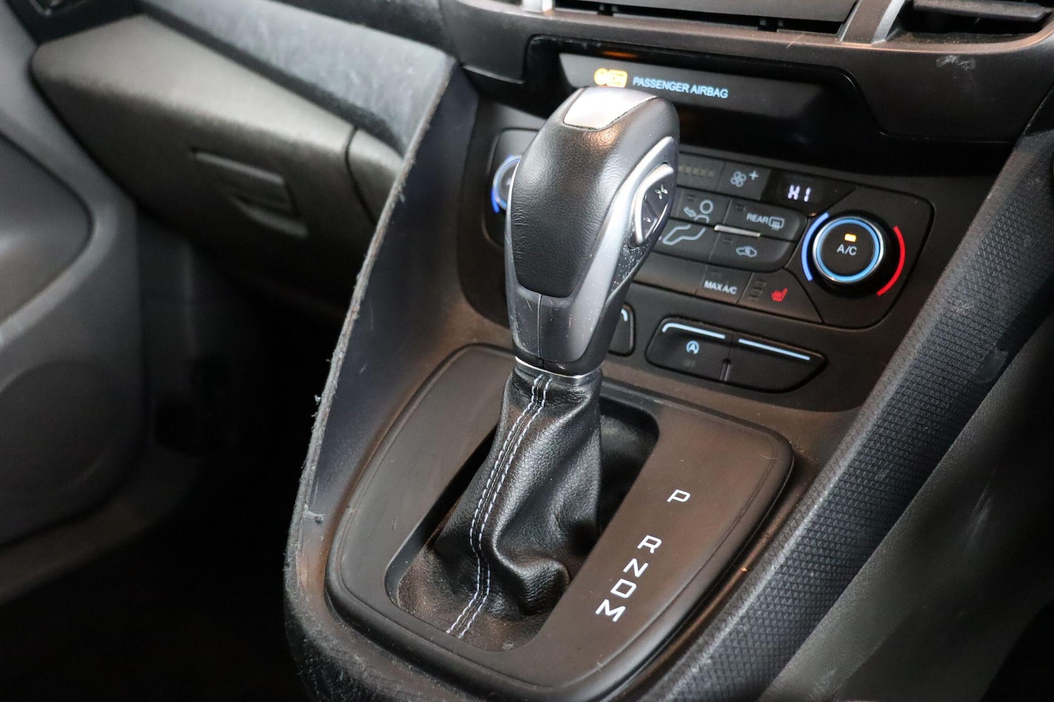 Used Ford Grand Tourneo Connect 2022 for sale - 77892610: Photo 15