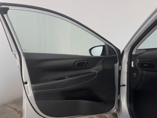 Used Hyundai i20 2022 for sale - 74336423: Photo 24