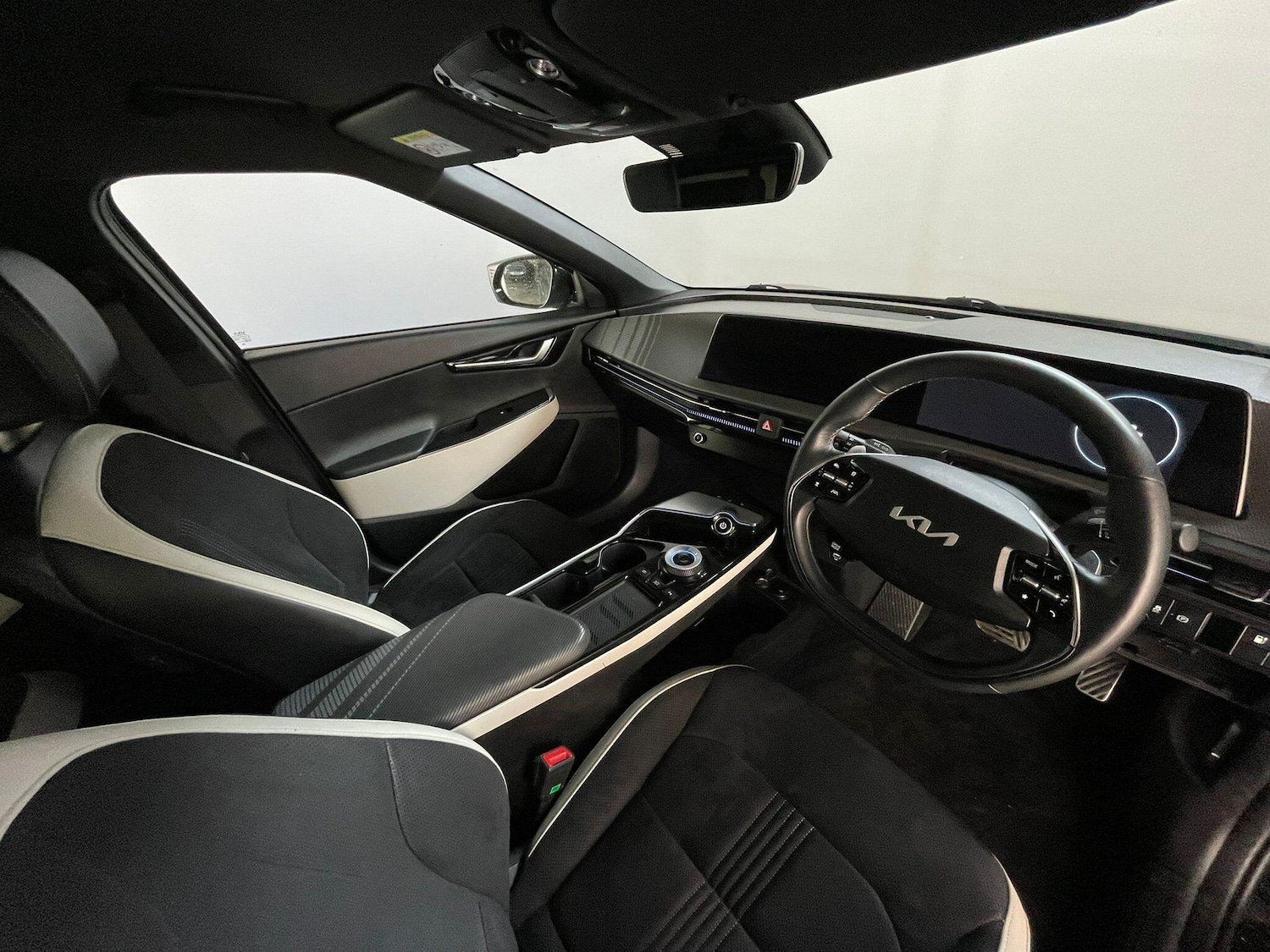 Used Kia EV6 2023 for sale - 75991076: Photo 12