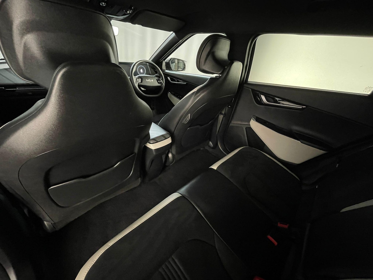 Used Kia EV6 2023 for sale - 75991076: Photo 16