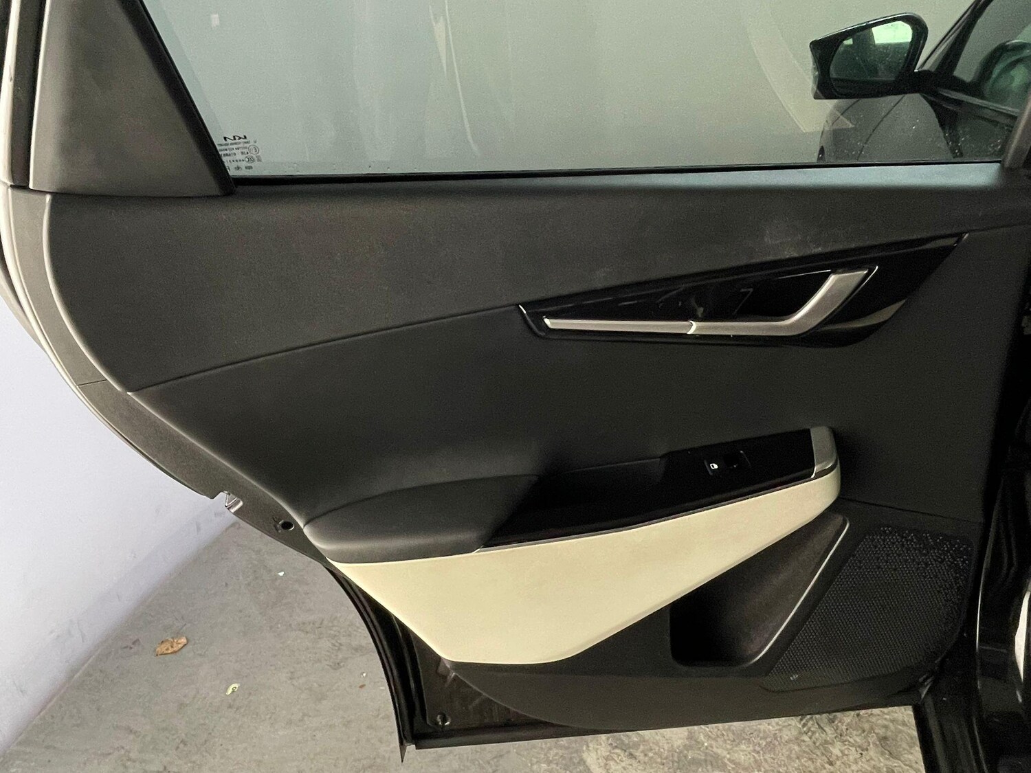 Used Kia EV6 2023 for sale - 75991076: Photo 34