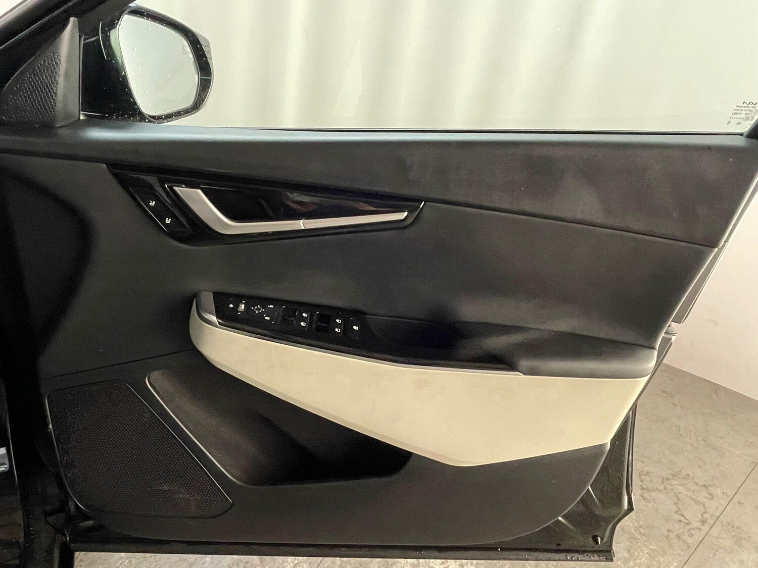 Used Kia EV6 2023 for sale - 75991076: Photo 37