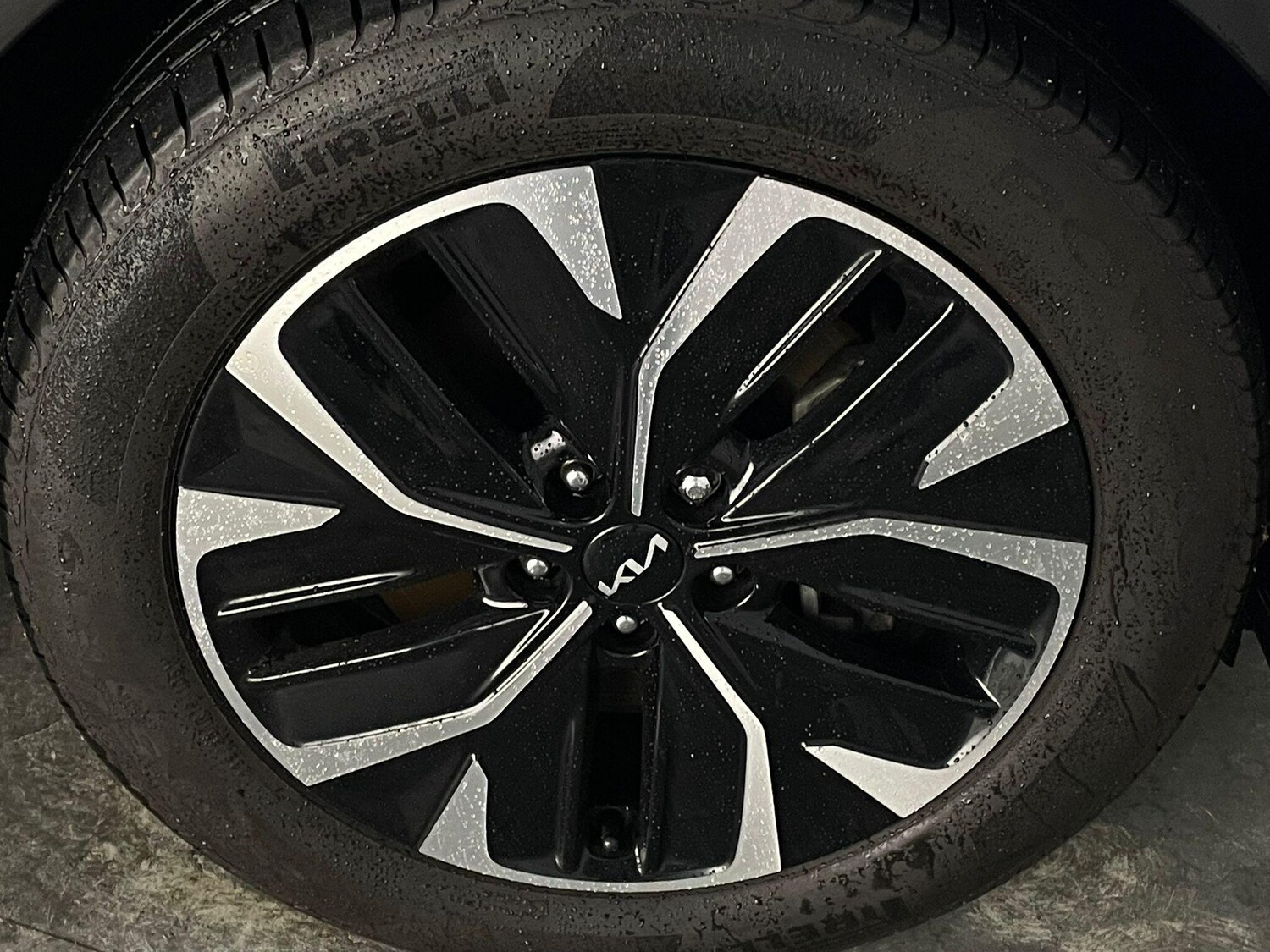 Used Kia EV6 2023 for sale - 75991076: Photo 39