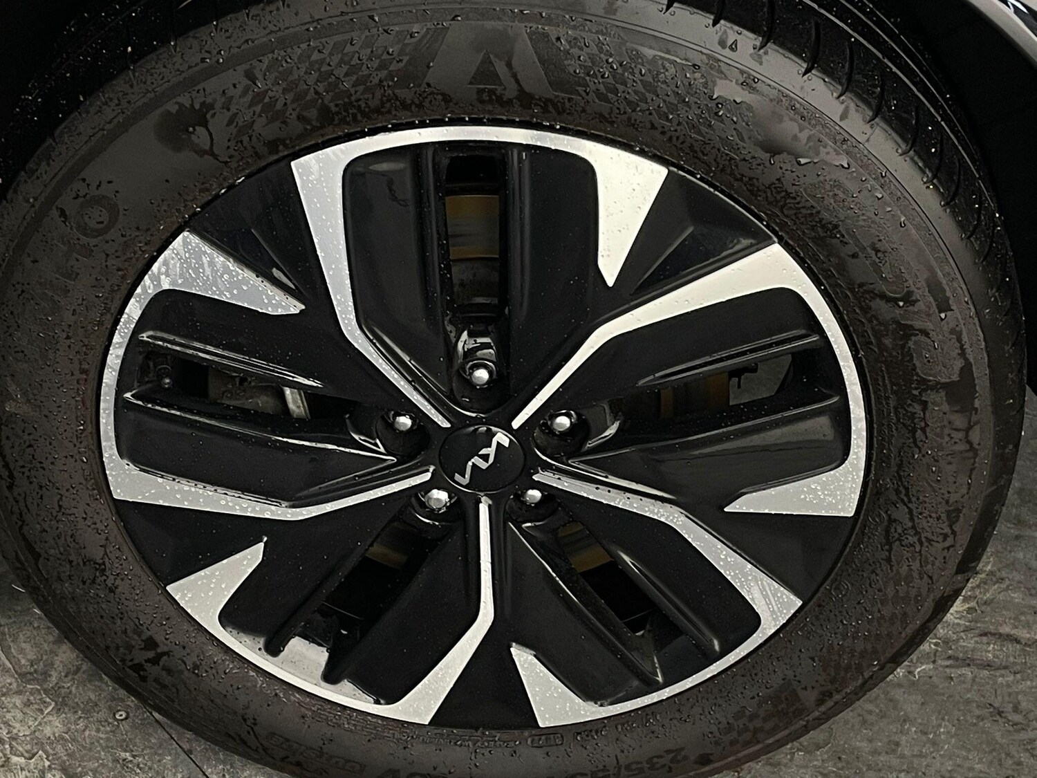 Used Kia EV6 2023 for sale - 75991076: Photo 40