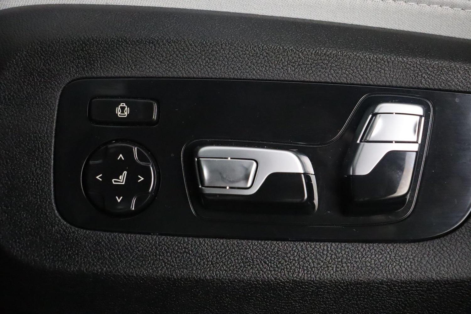 Used BMW X6 2025 for sale - 76727411: Photo 21