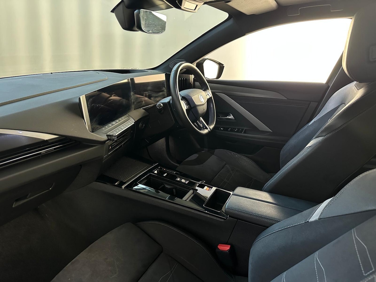 Used Vauxhall Astra 2023 for sale - 76109410: Photo 10