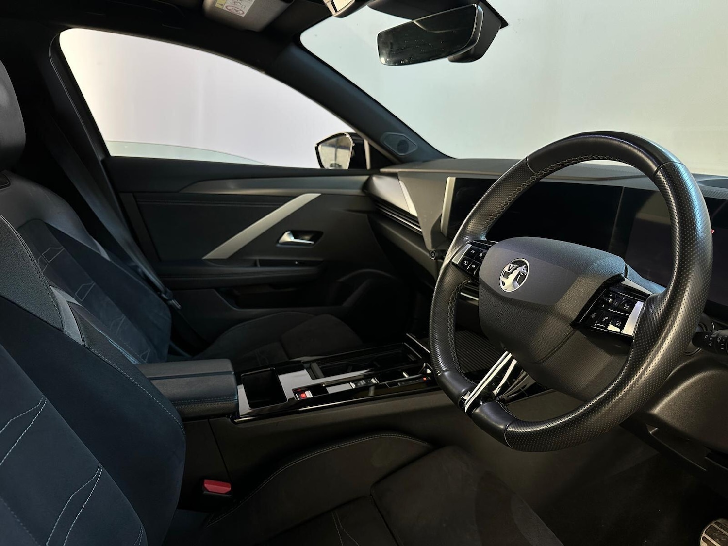 Used Vauxhall Astra 2023 for sale - 76109410: Photo 11