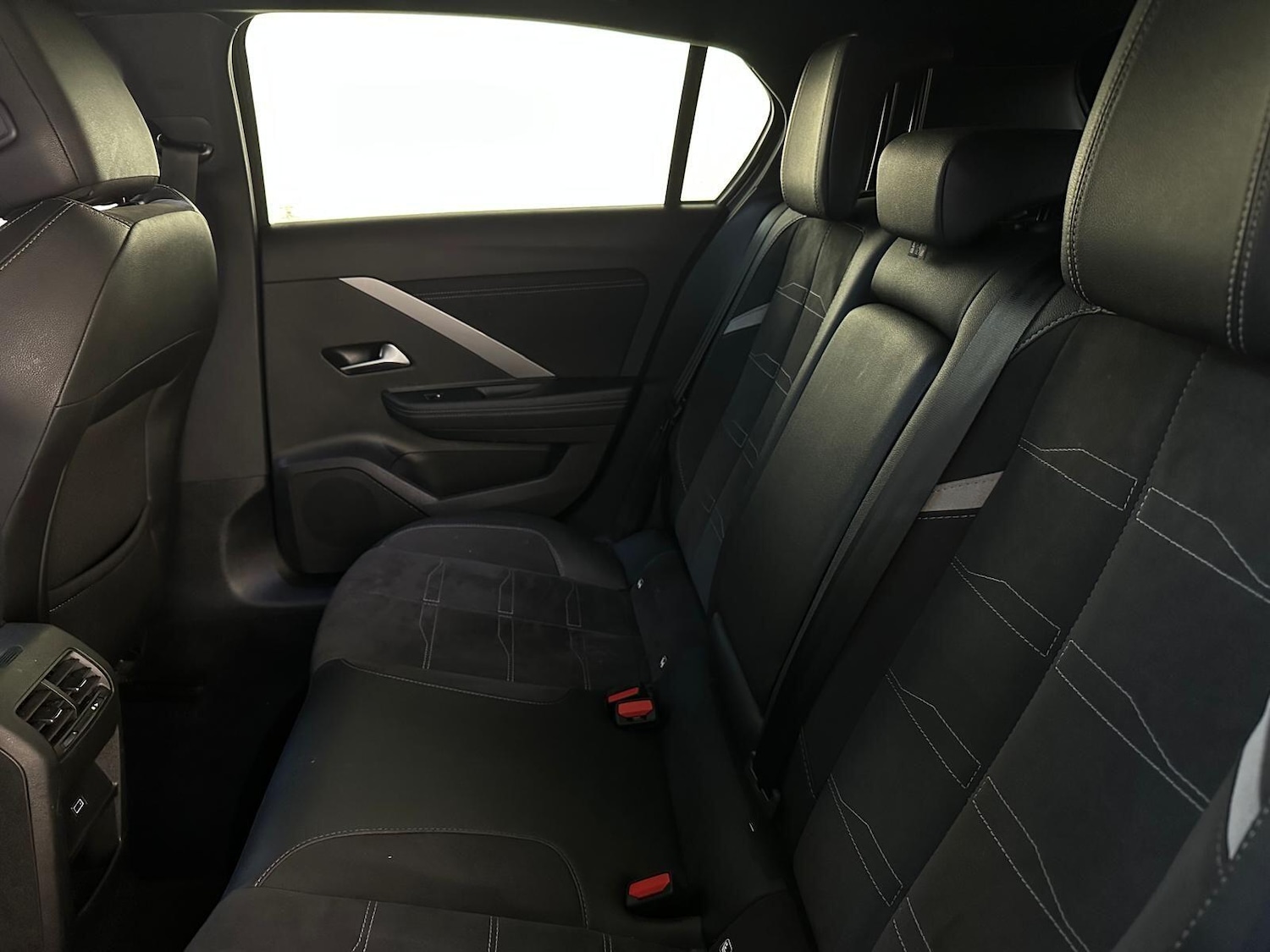 Used Vauxhall Astra 2023 for sale - 76109410: Photo 13