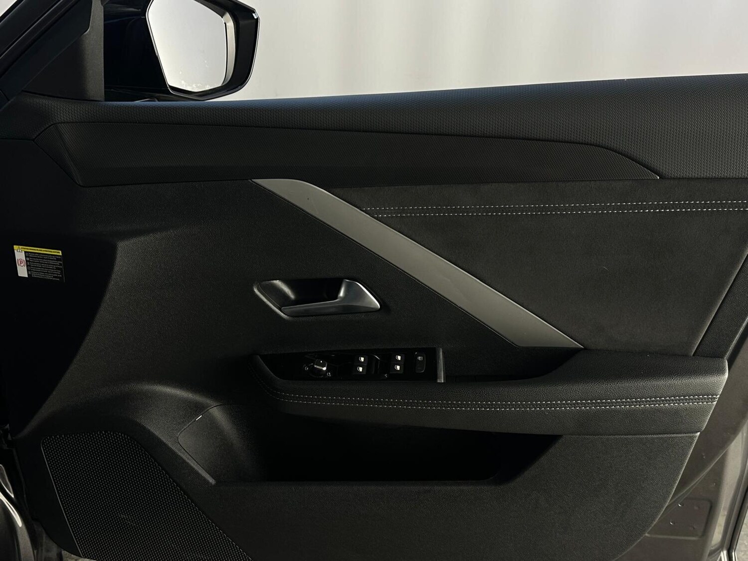 Used Vauxhall Astra 2023 for sale - 76109410: Photo 30