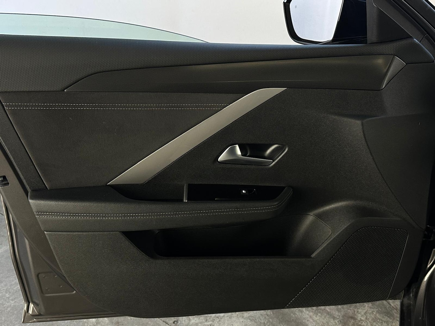 Used Vauxhall Astra 2023 for sale - 76109410: Photo 31