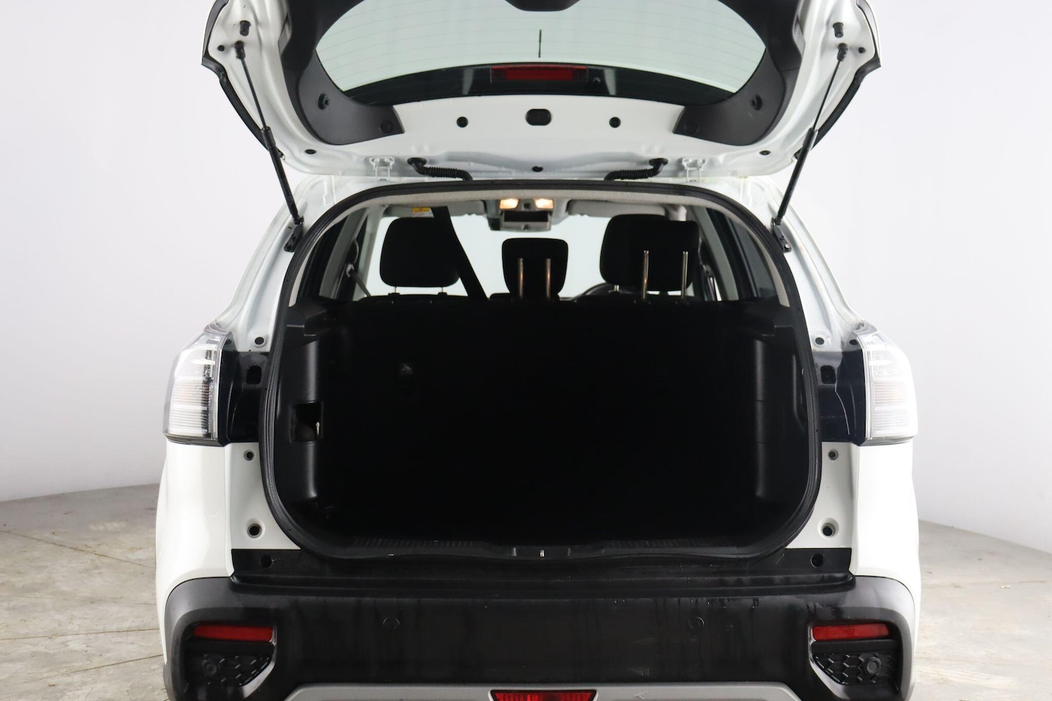 Used Suzuki SX4 S-Cross 2023 for sale - 76849908: Photo 26