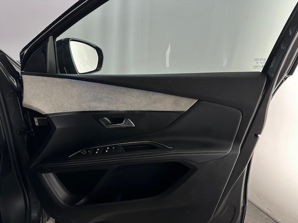 Used Peugeot 5008 2024 for sale - 76294929: Photo 25