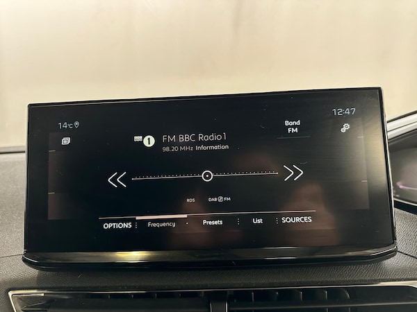 Used Peugeot 5008 2024 for sale - 76294929: Photo 32