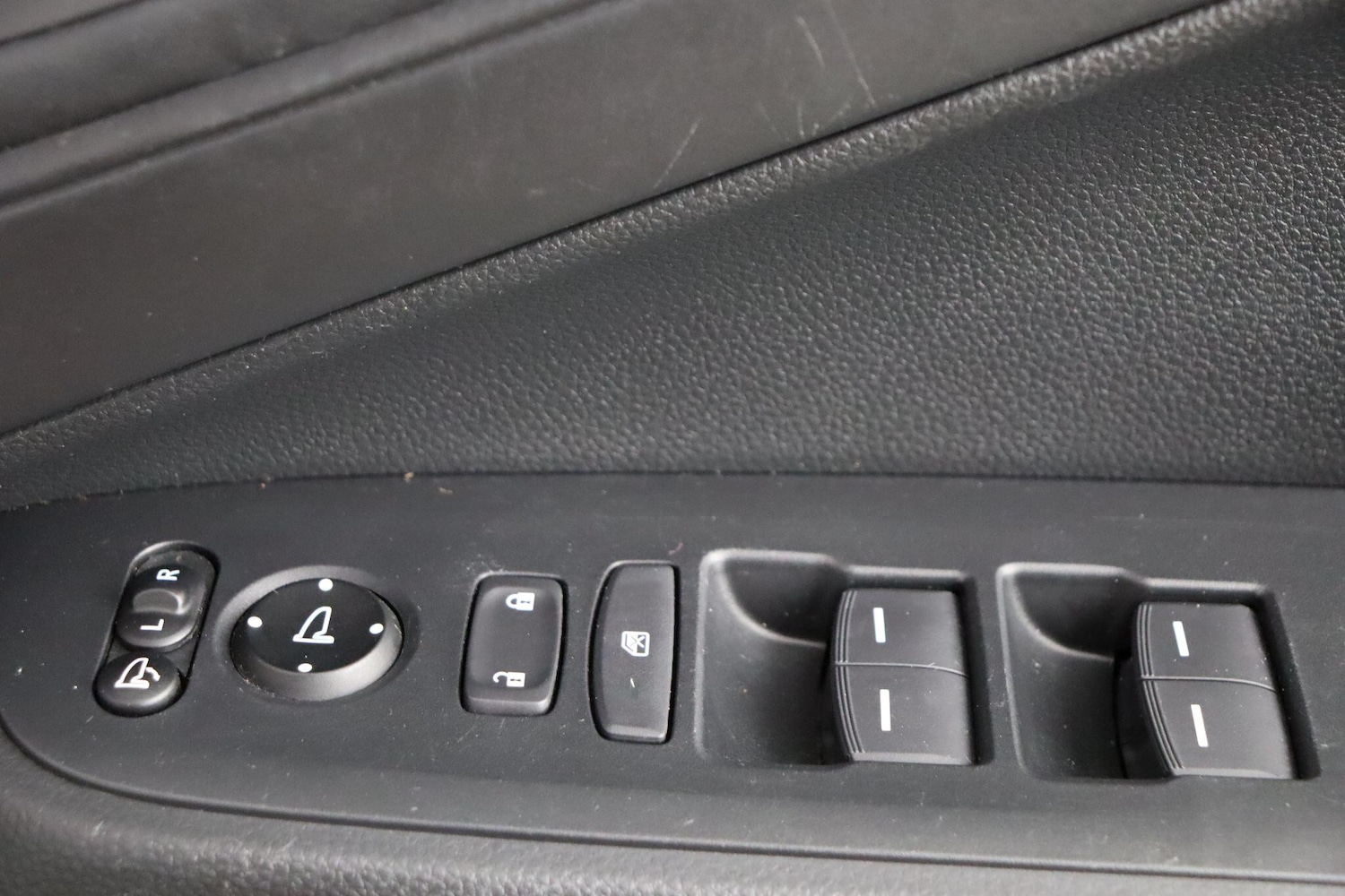 Used Honda HR-V 2023 for sale - 77683030: Photo 17