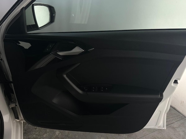 Used Audi A1 2022 for sale - 75658306: Photo 33