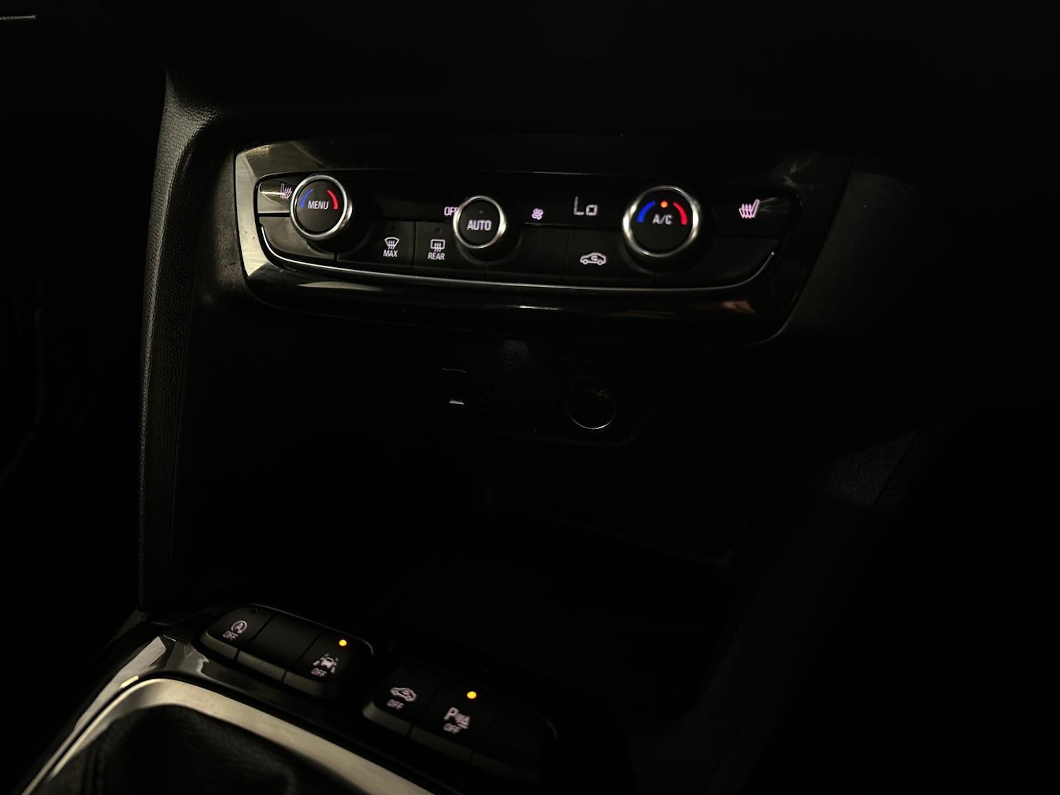 Vehicle 28