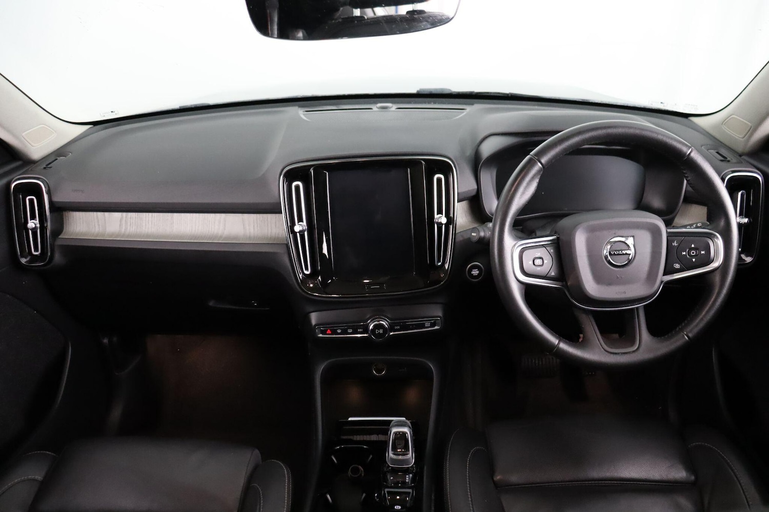 Used Volvo XC40 2020 for sale - 76913412: Photo 10