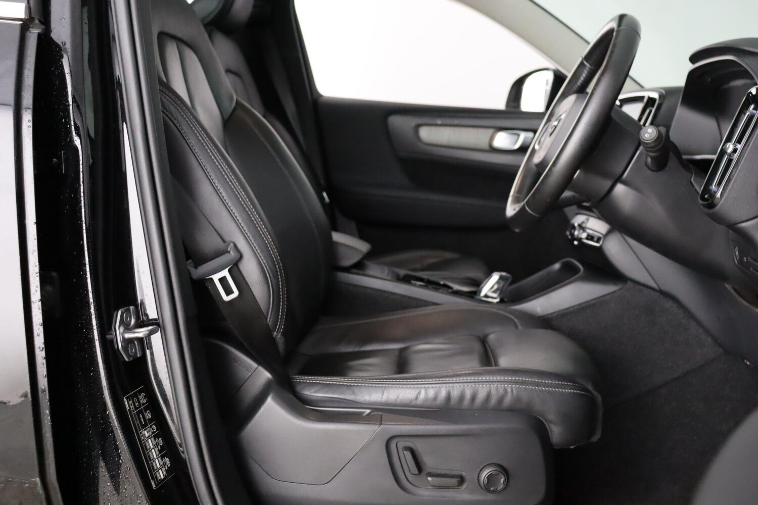 Used Volvo XC40 2020 for sale - 76913412: Photo 15