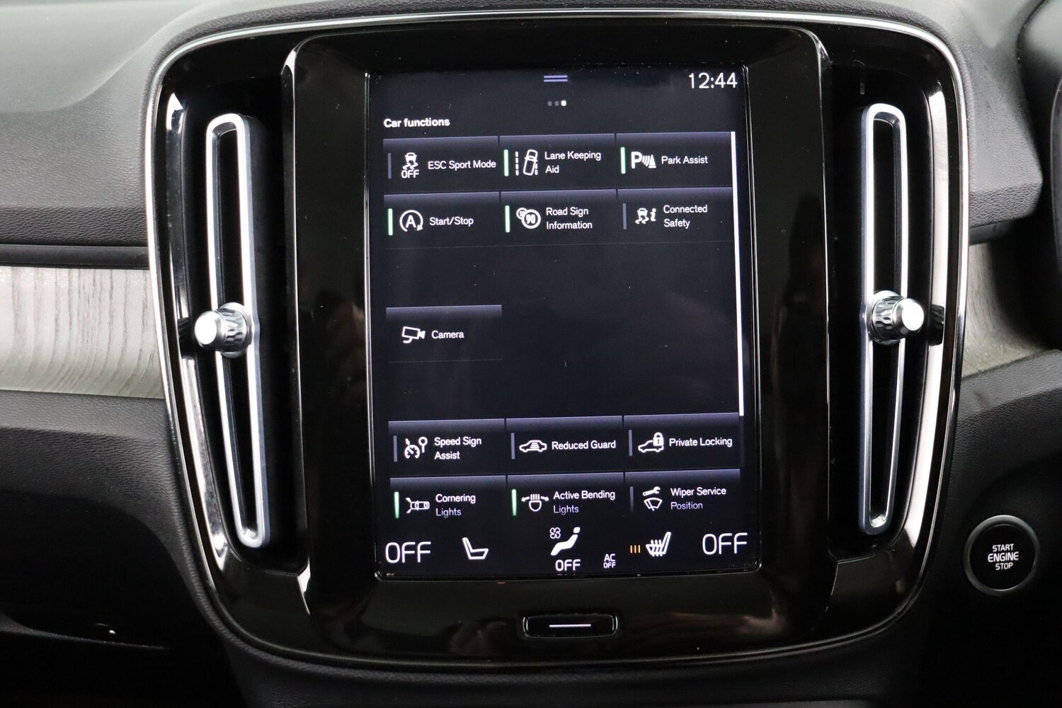 Used Volvo XC40 2020 for sale - 76913412: Photo 37