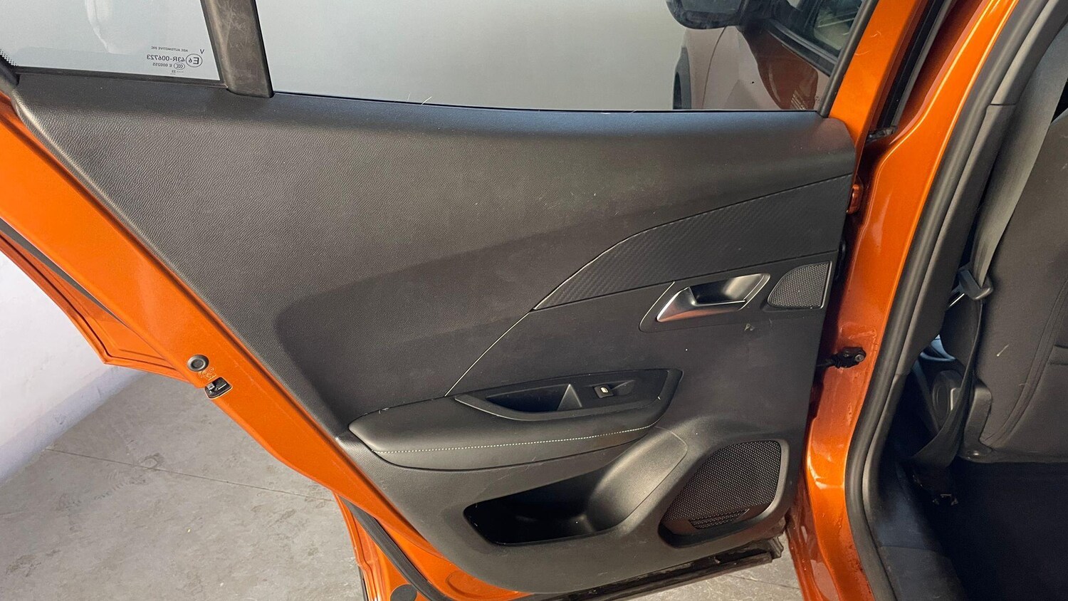 Used Peugeot E-2008 2023 for sale - 76001519: Photo 29