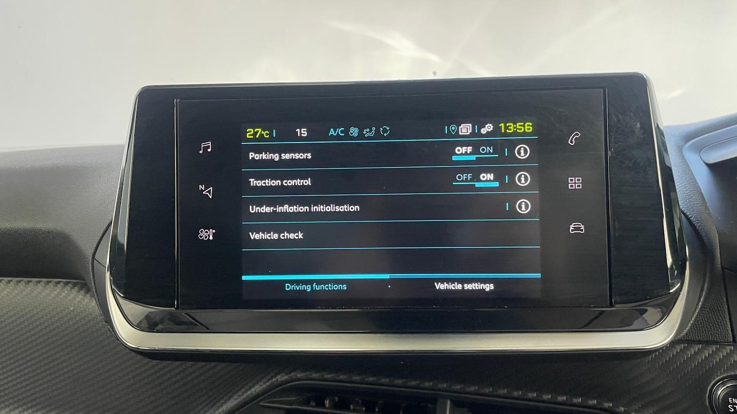 Used Peugeot E-2008 2023 for sale - 76001519: Photo 46