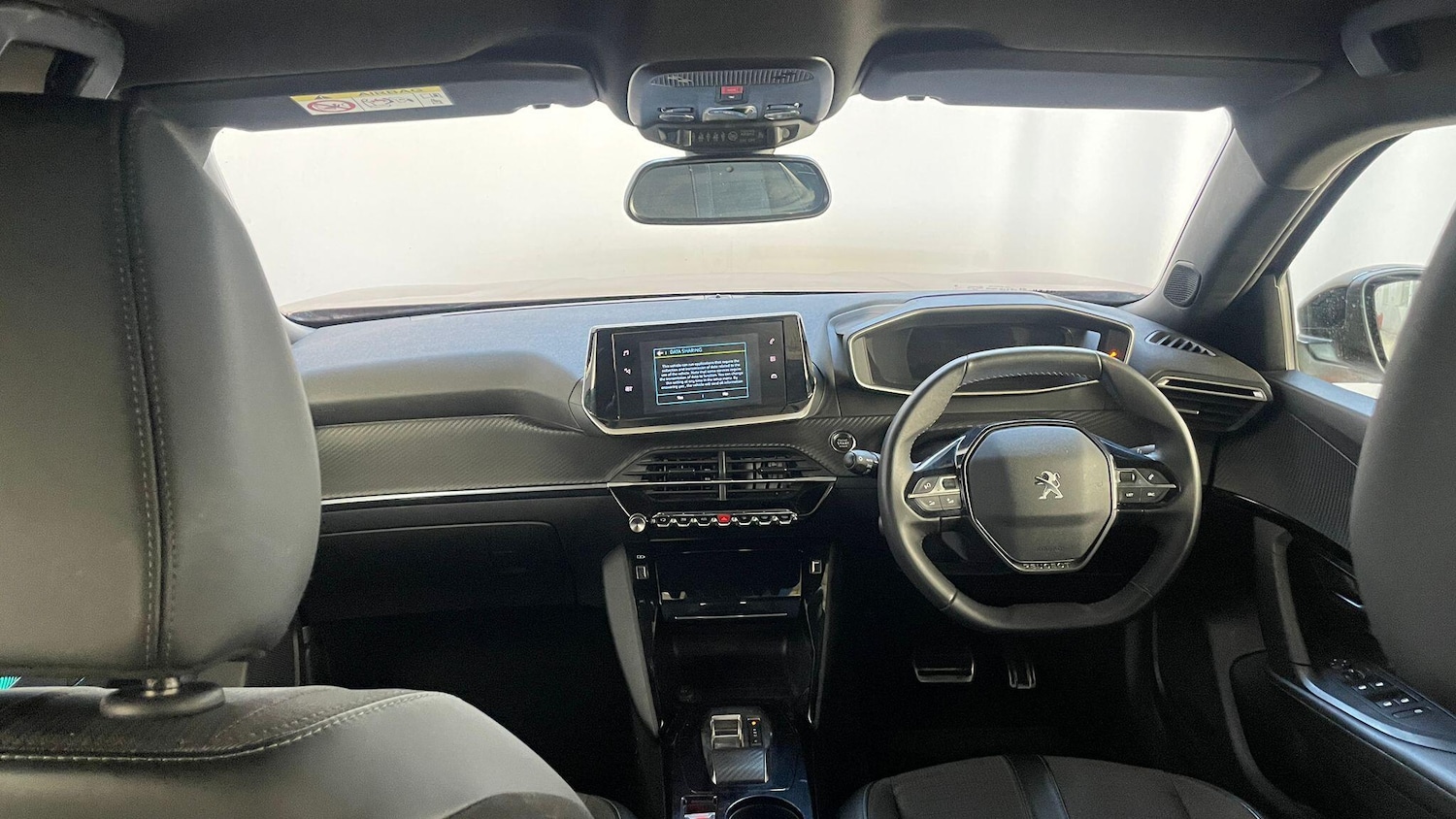 Used Peugeot E-2008 2023 for sale - 76001519: Photo 9