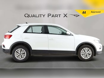 Used Volkswagen T-Roc 2021 for sale - 78488255: Photo