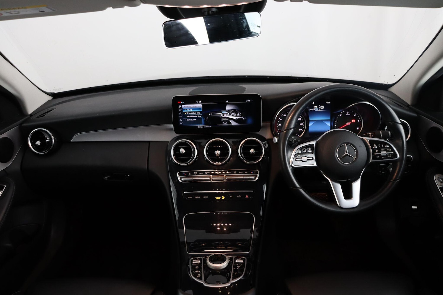 Used Mercedes-Benz C Class 2020 for sale - 77109194: Photo 10