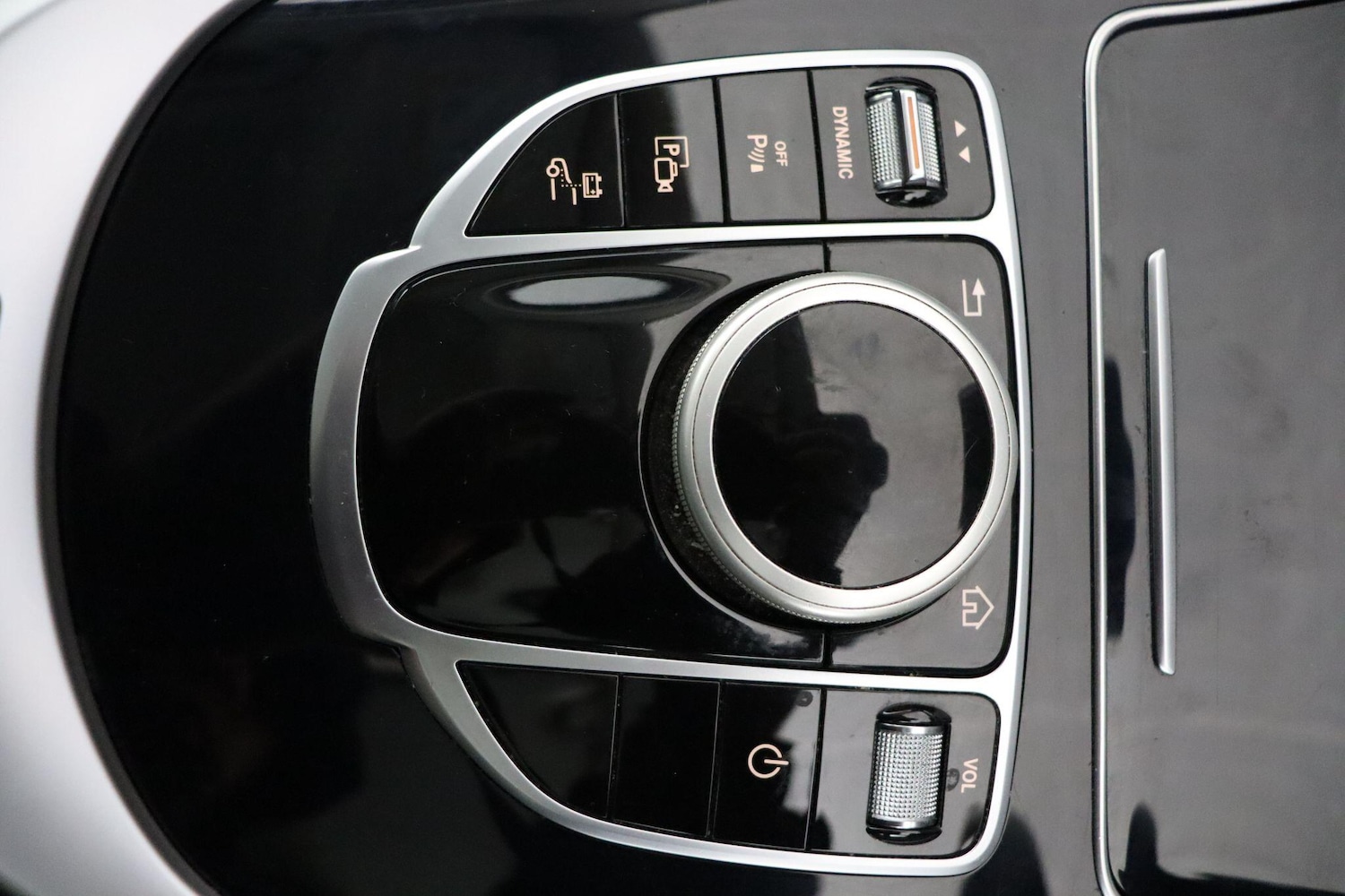 Used Mercedes-Benz C Class 2020 for sale - 77109194: Photo 17