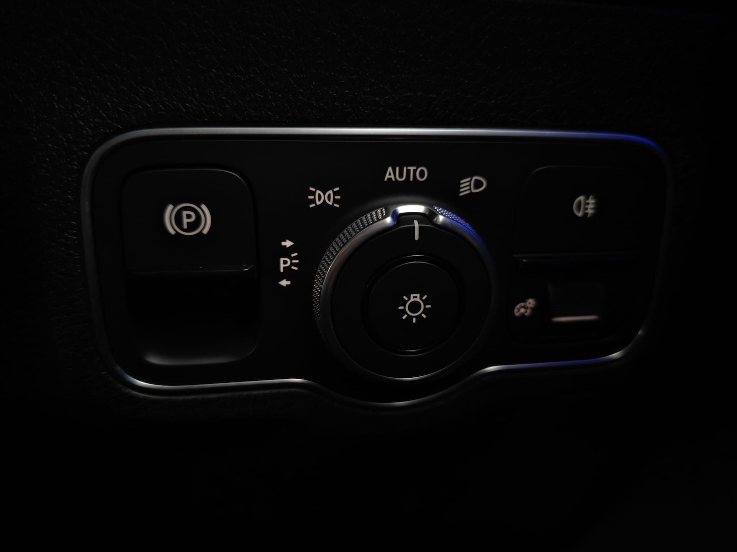 Used Mercedes-Benz GLB 2020 for sale - 76432920: Photo 24