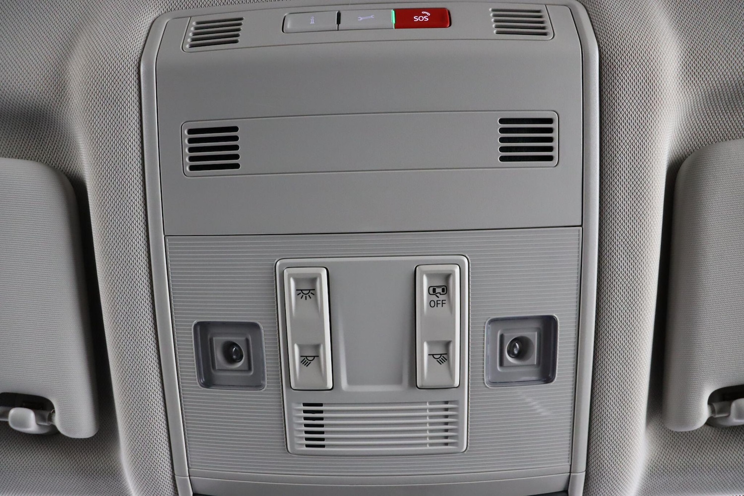 Used Volkswagen T-Roc 2023 for sale - 77926061: Photo 23