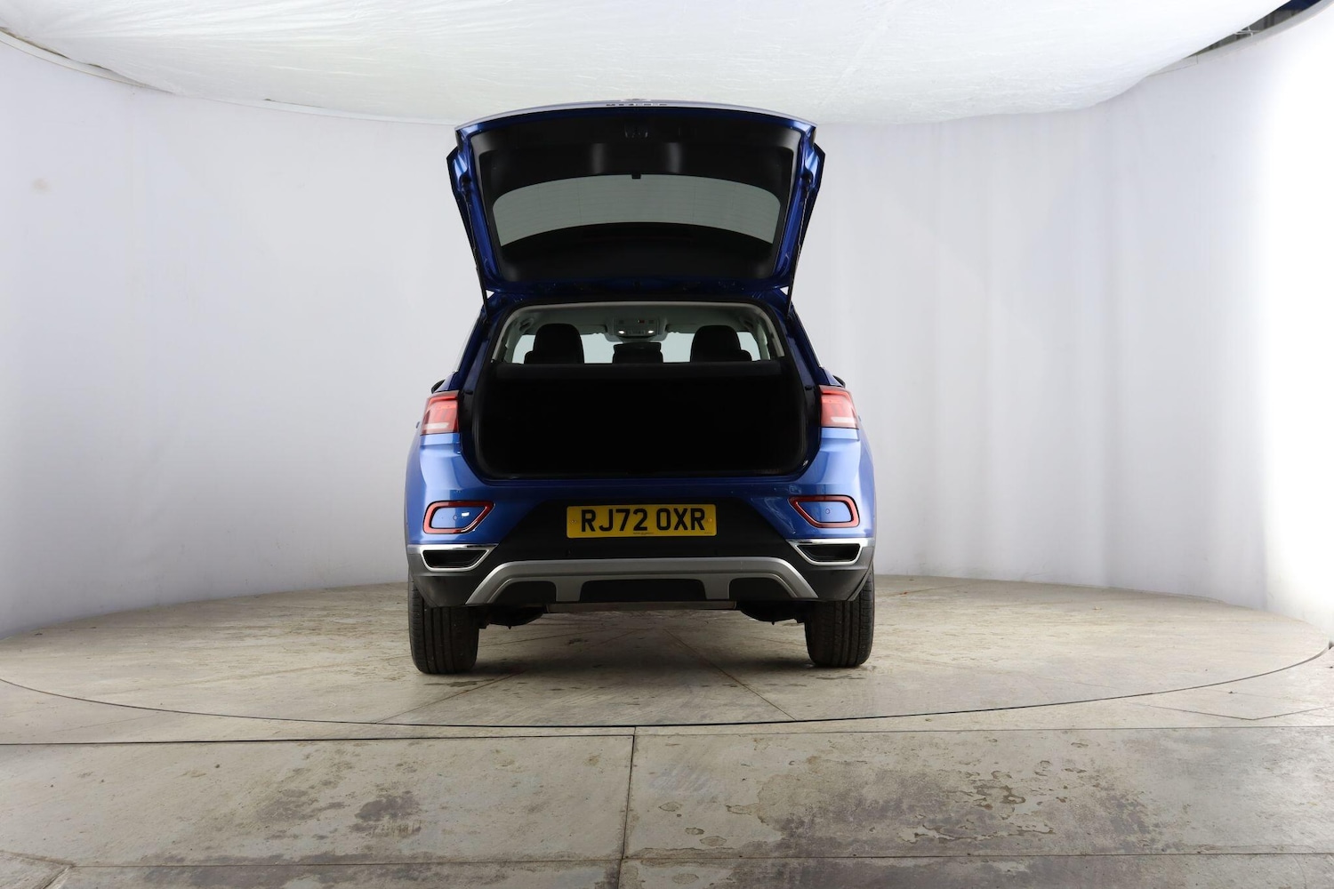 Used Volkswagen T-Roc 2023 for sale - 77926061: Photo 28