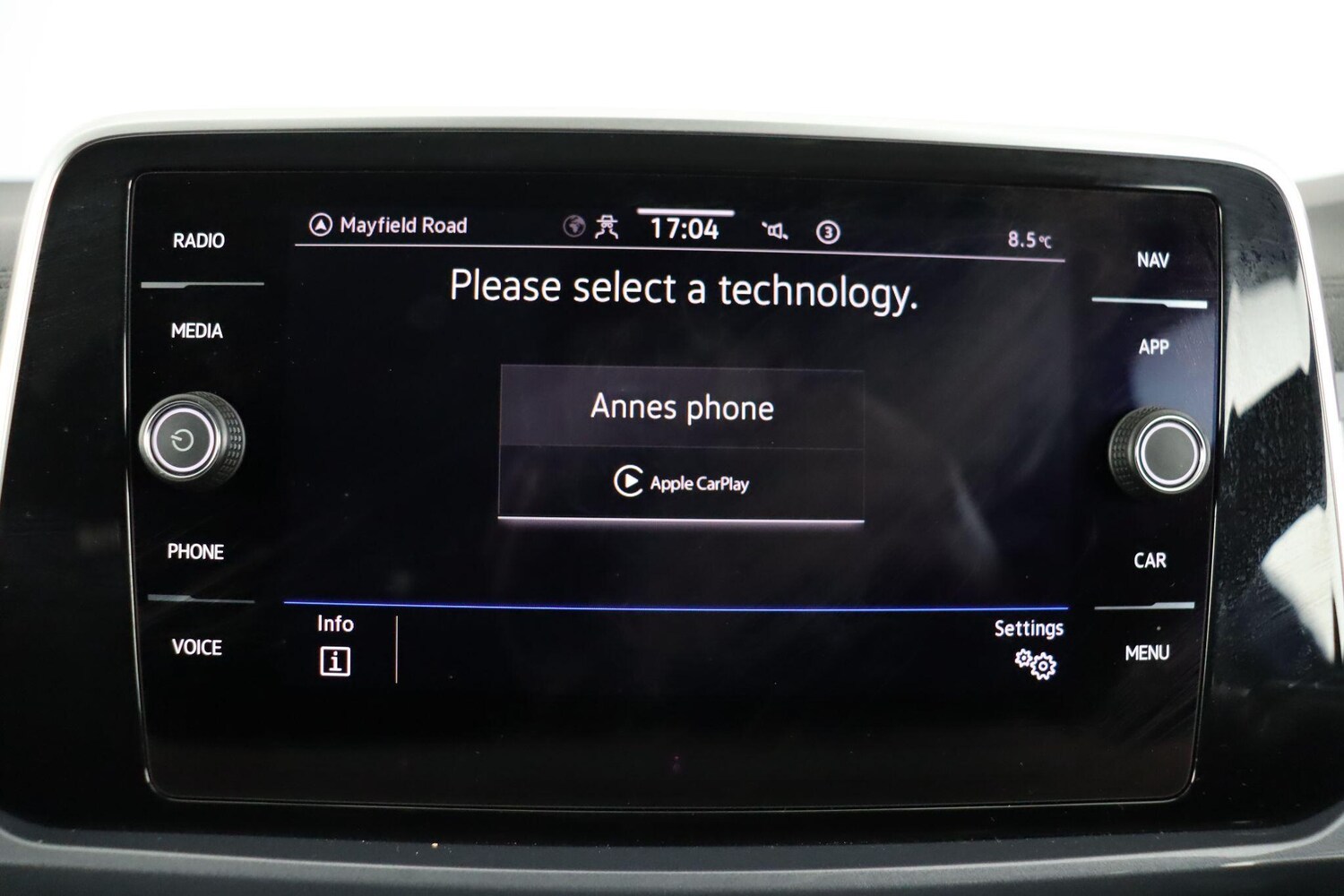 Used Volkswagen T-Roc 2023 for sale - 77926061: Photo 32