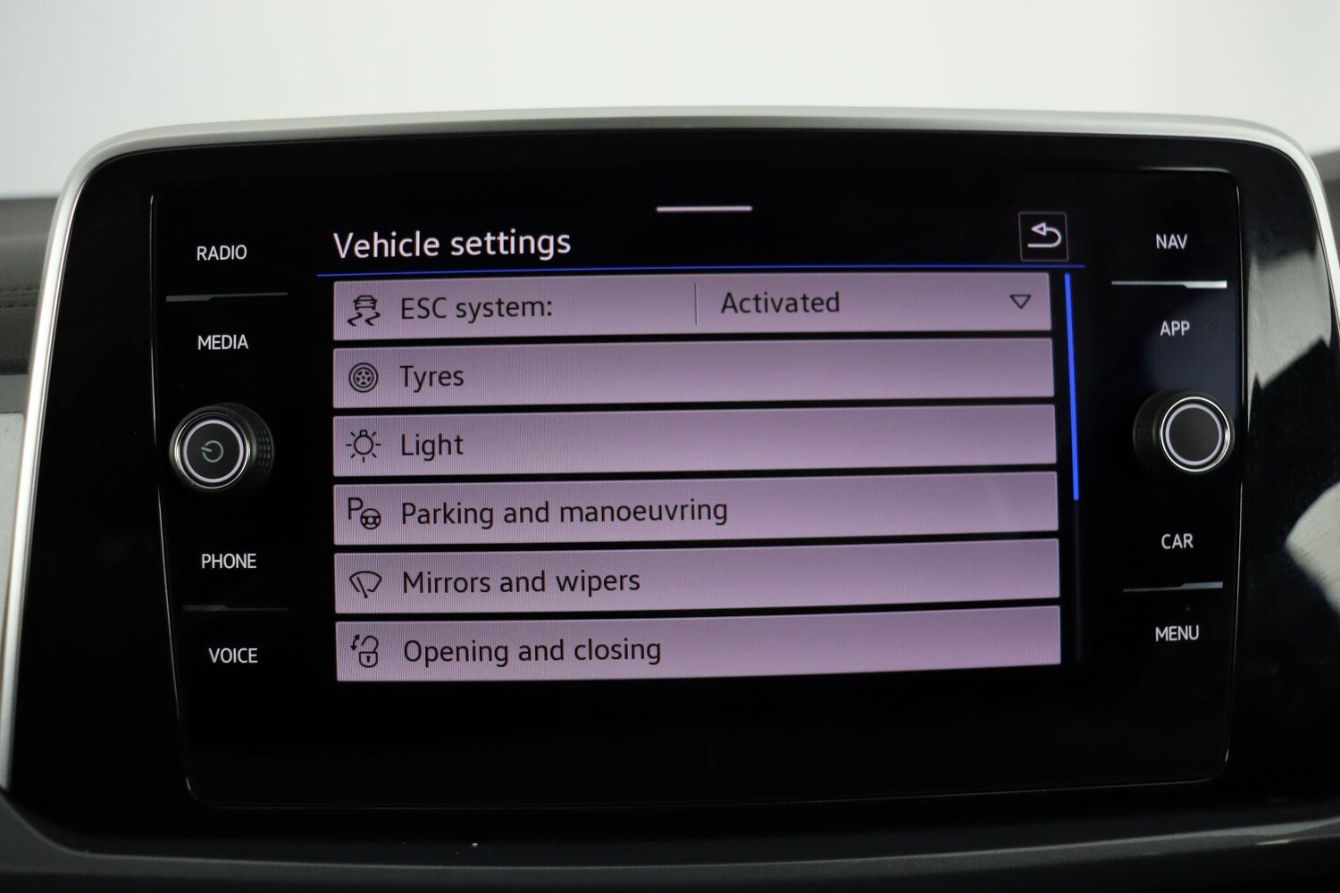 Used Volkswagen T-Roc 2023 for sale - 77926061: Photo 36